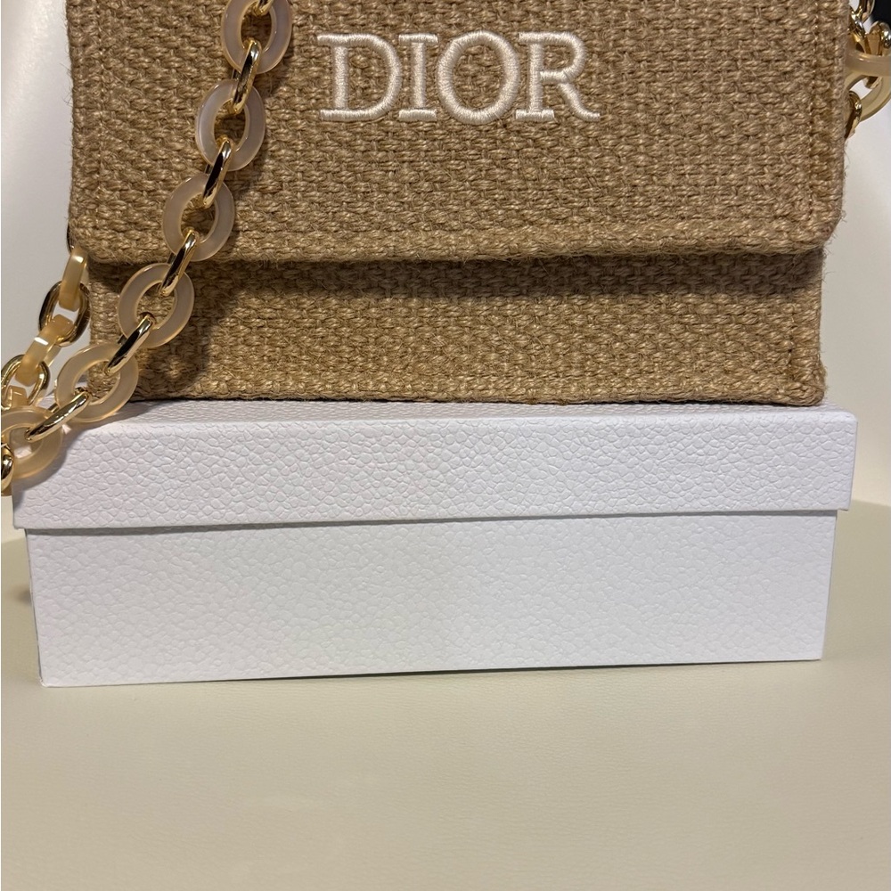 Brand New Dior Raffia with Acrylic Detachable Strap in Box